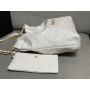 Chanel 22 Medium Handbag 