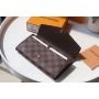 N63209 Sarah Wallet